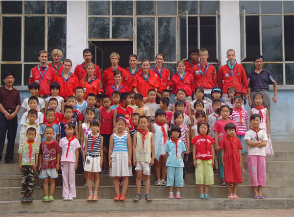 Belgian Scout troupe visit to China, group shot with school children